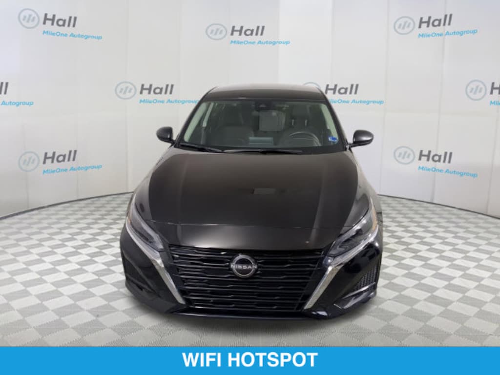 Used 2025 Nissan Altima 2.5 SV Sedan