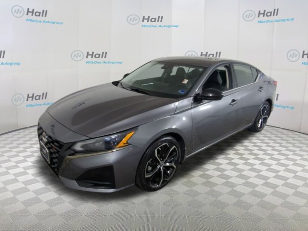 Used 2024 Nissan Altima 2.5 SR Sedan