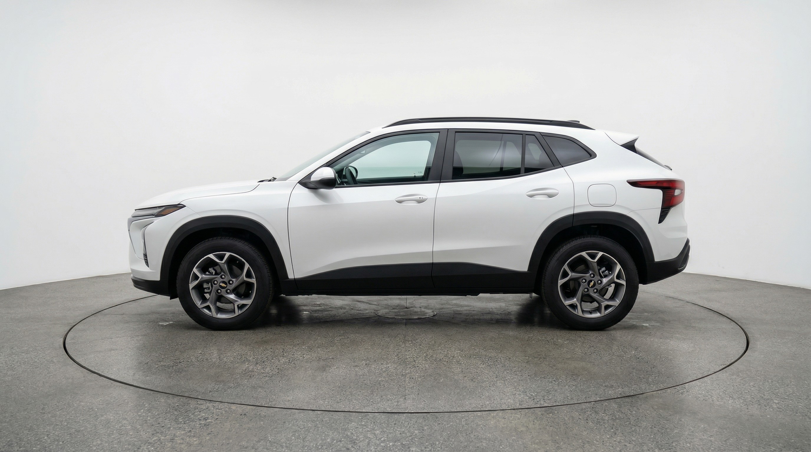 Thumbnail: 2025 Chevrolet Trax - 4