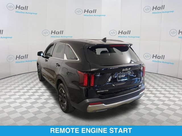 2025 Kia Sorento S - Photo 10