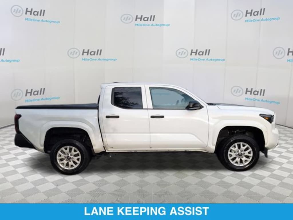 Used 2024 Toyota Tacoma SR Truck Double Cab