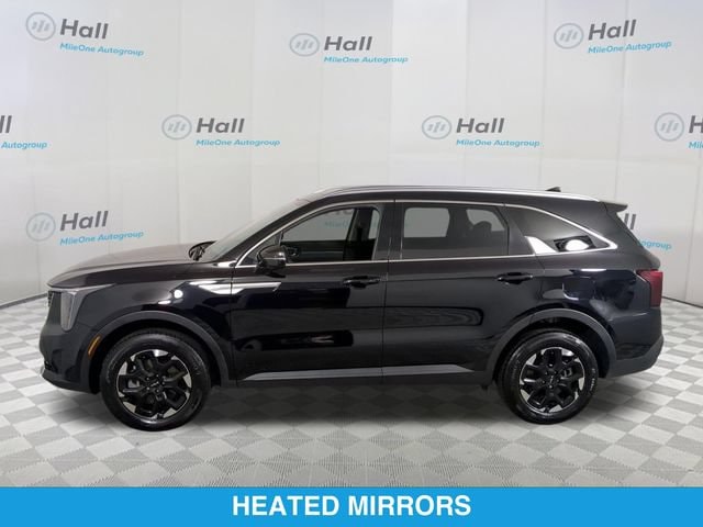 2025 Kia Sorento S - Photo 12