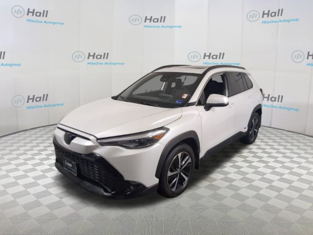 Used 2024 Toyota Corolla Cross Hybrid Hybrid XSE SUV