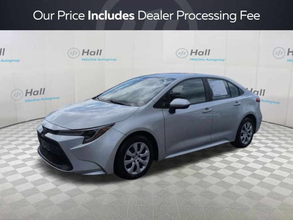 Used 2022 Toyota Corolla LE Sedan