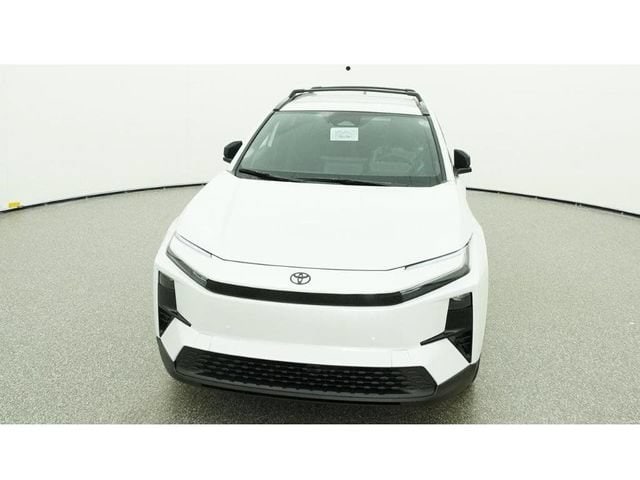 2026 Toyota C-HR SE - Photo 14