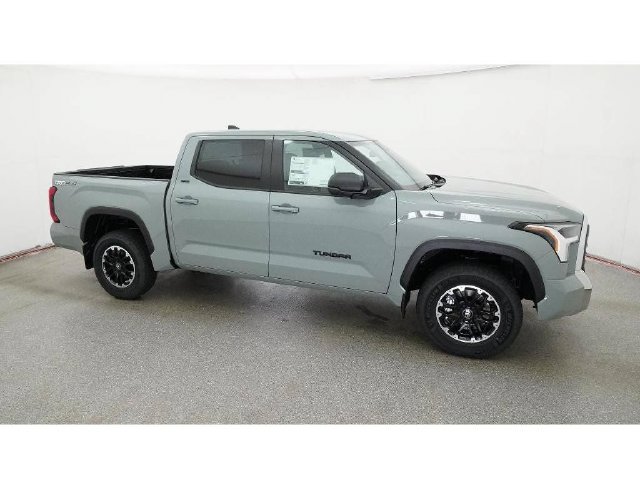 2026 Toyota Tundra SR5 - Photo 12