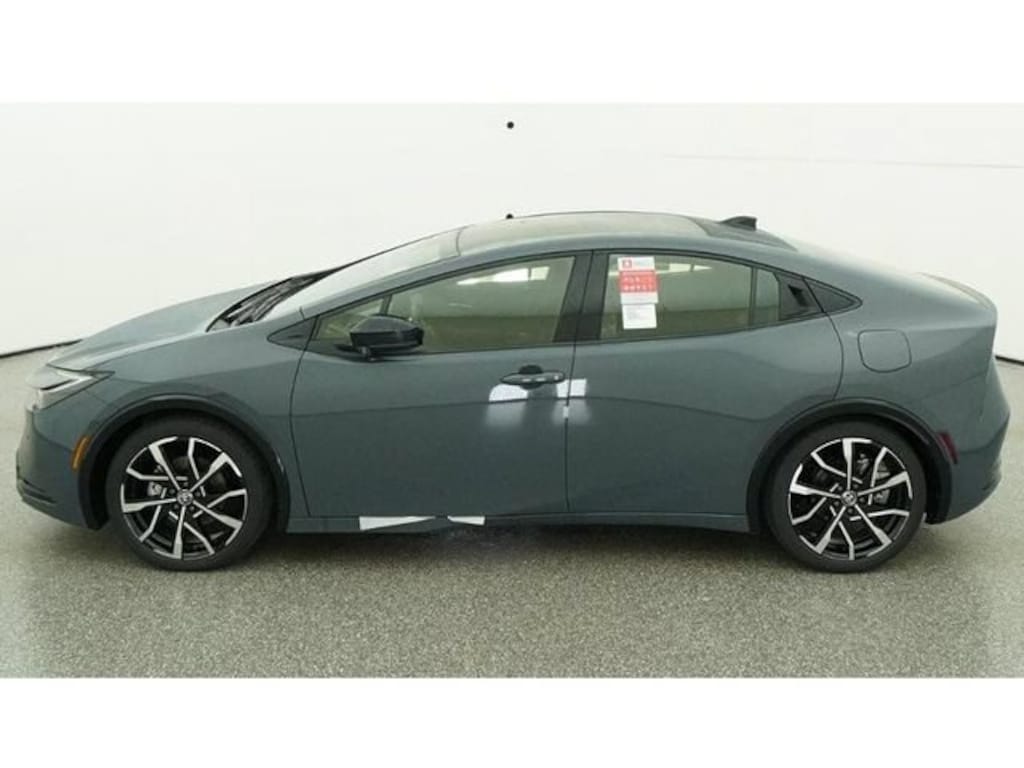 New 2026 Toyota Prius Plug-in Hybrid XSE Hatchback