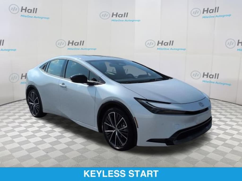 Used 2024 Toyota Prius XLE Hatchback