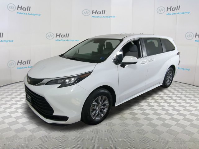 Used 2025 Toyota Sienna LE Van Passenger Van