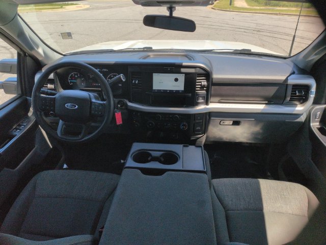 2025 Ford F-250 Super Duty XLT - Photo 13