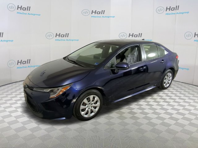 Used 2021 Toyota Corolla LE Sedan