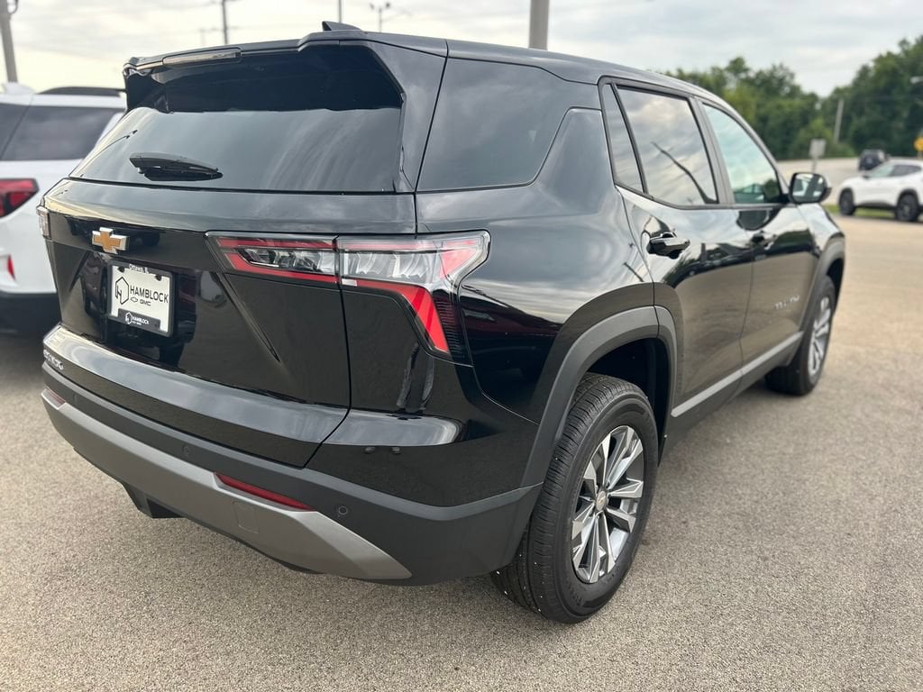 2027 Chevrolet Equinox LT - Photo 6