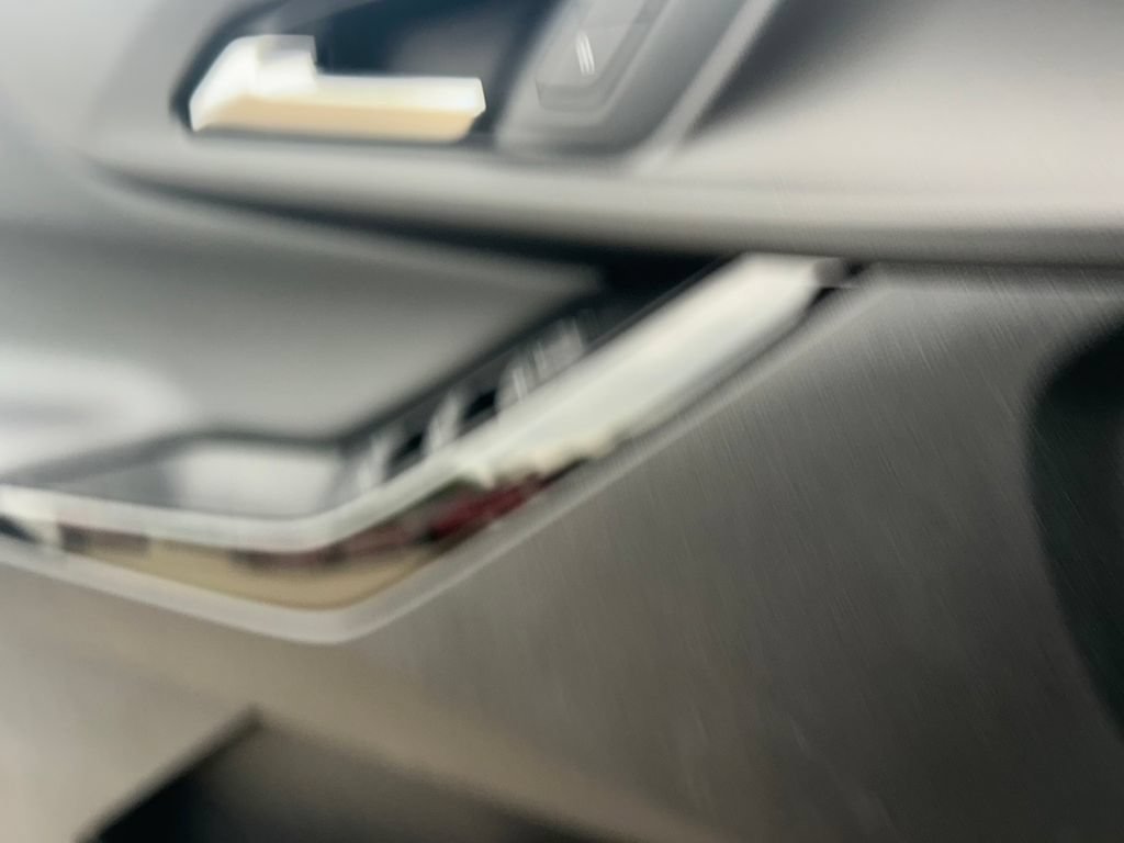 2027 Chevrolet Equinox LT - Photo 29