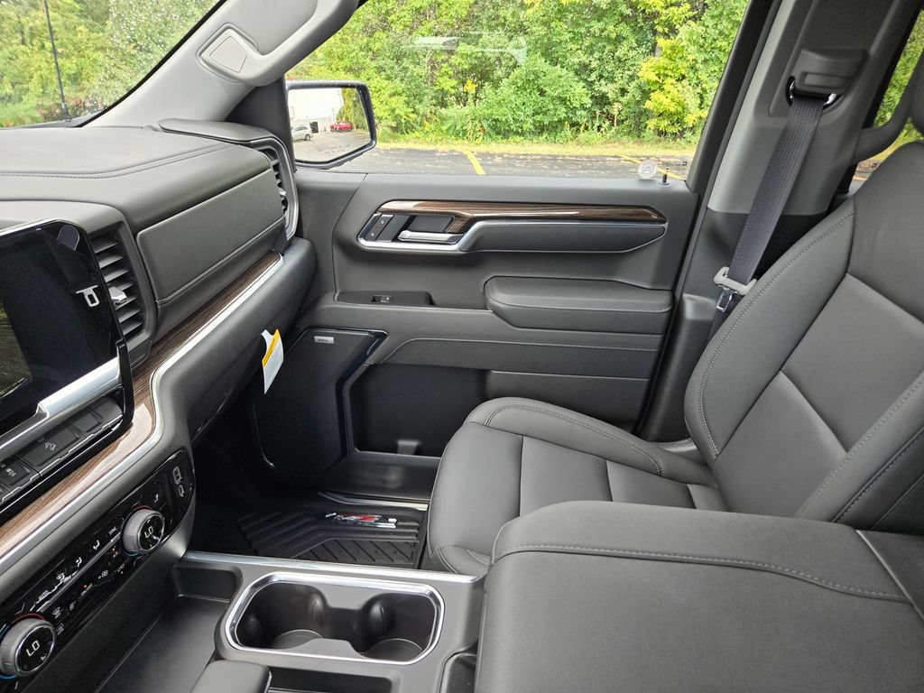 2026 Chevrolet Silverado 1500 LT Trail Boss - Photo 10