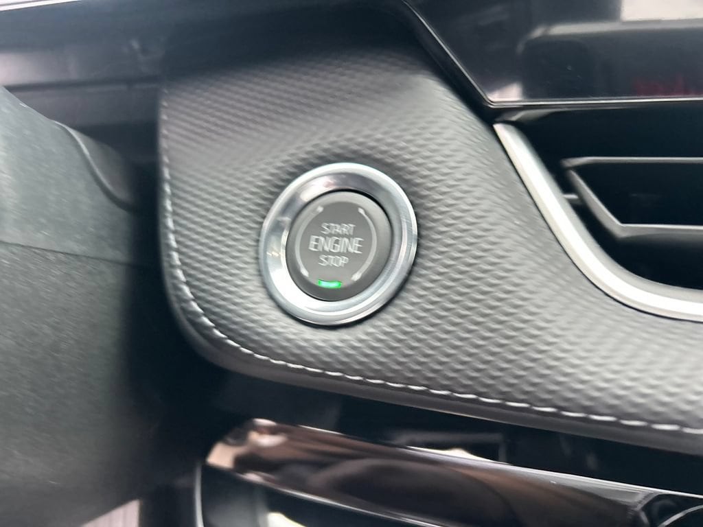 2027 Chevrolet Equinox LT - Photo 20