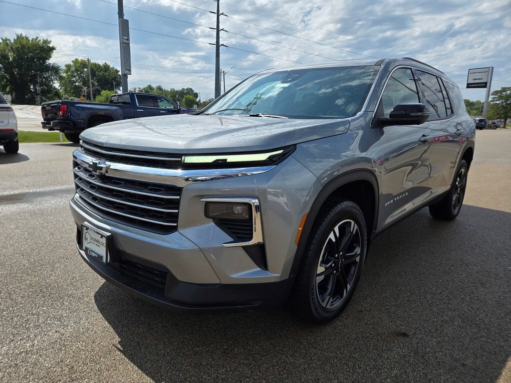 New 2027 Chevrolet Traverse LT SUV