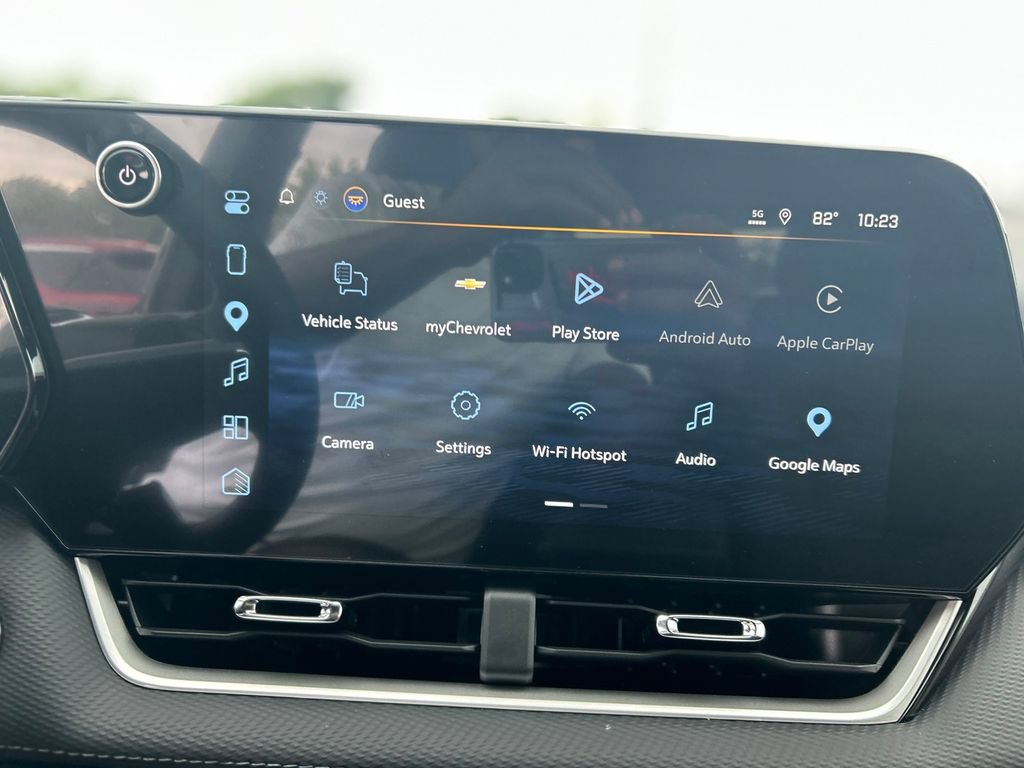 2027 Chevrolet Equinox LT - Photo 17
