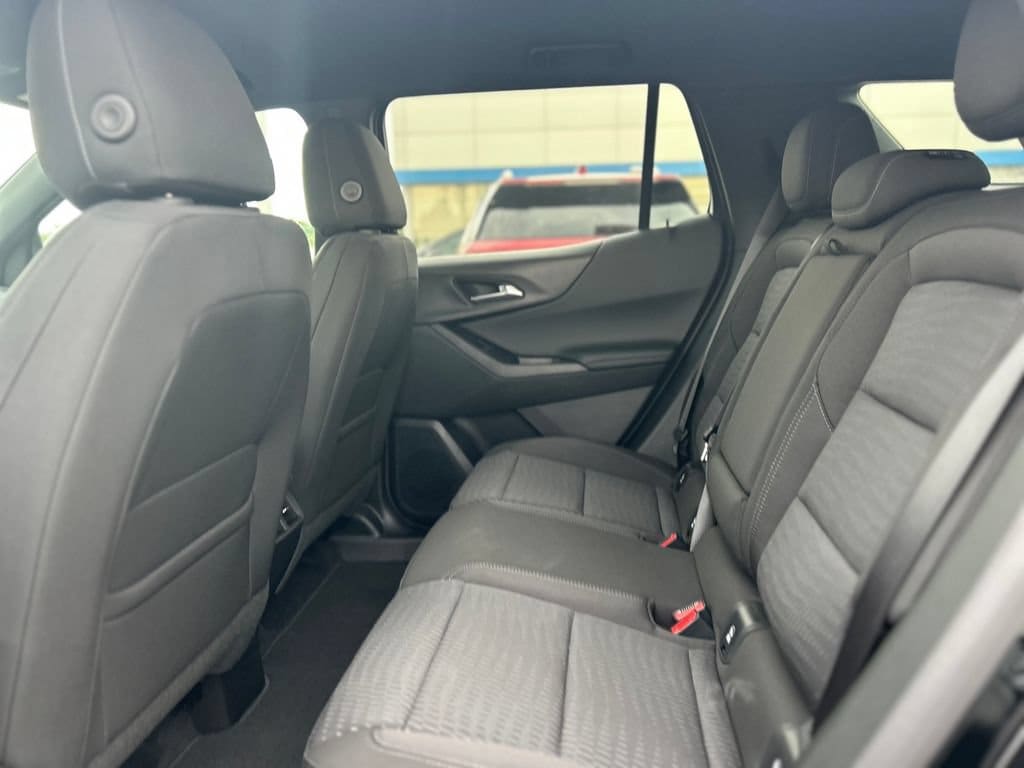 2027 Chevrolet Equinox LT - Photo 32