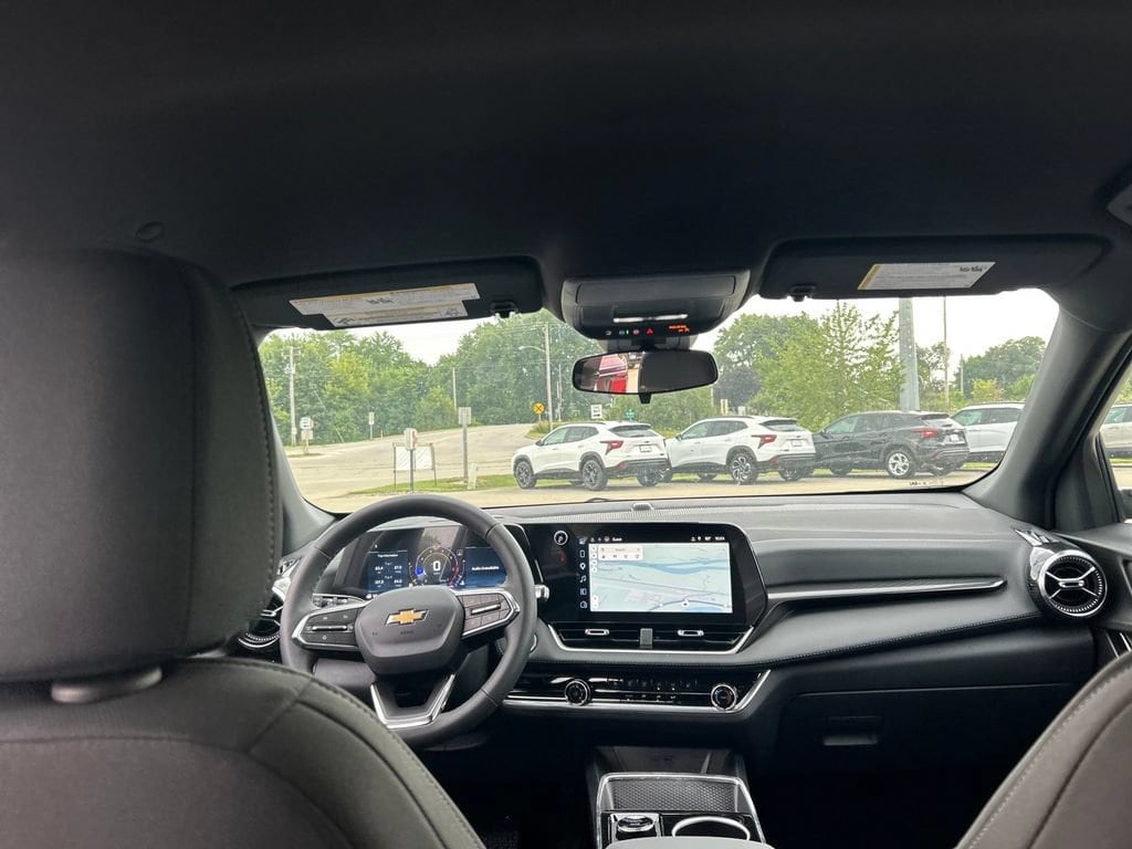 2027 Chevrolet Equinox LT - Photo 35