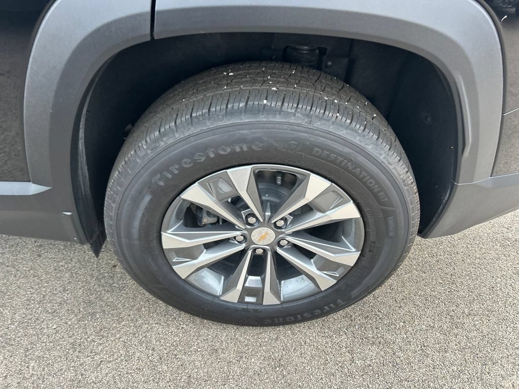 2027 Chevrolet Equinox LT - Photo 40