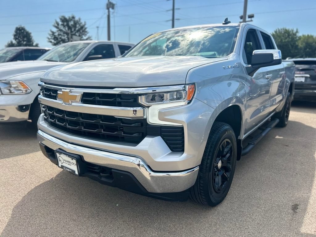 Used 2022 Chevrolet Silverado 1500 LT Truck