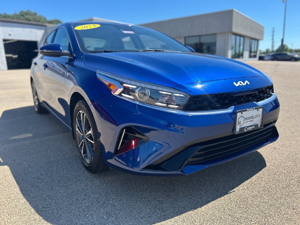 2024 Kia Forte EX