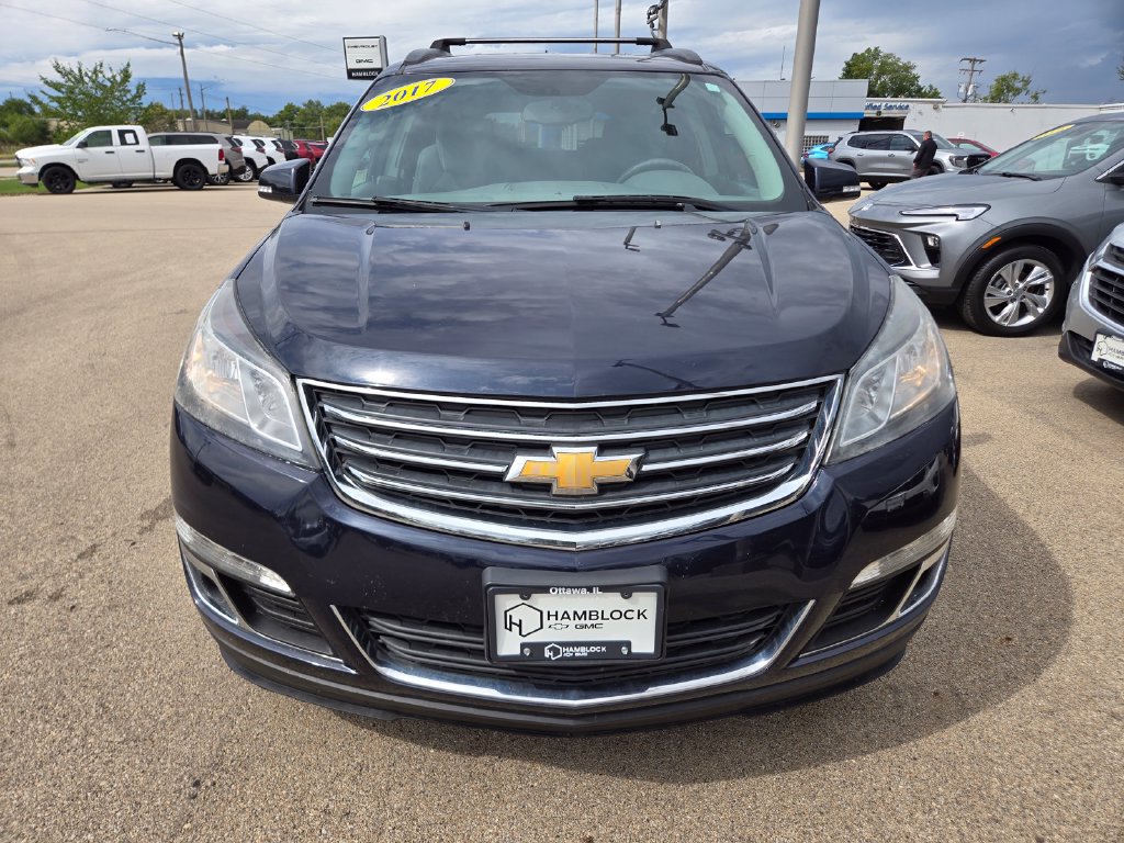 Used 2017 Chevrolet Traverse LT SUV