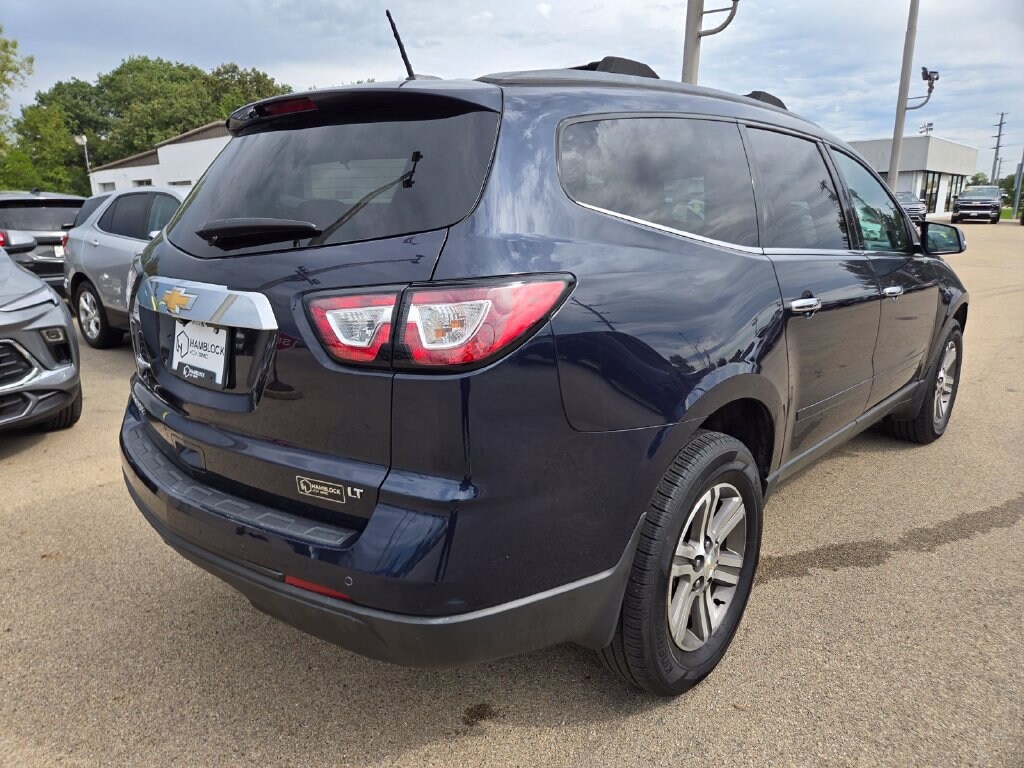 Used 2017 Chevrolet Traverse LT SUV