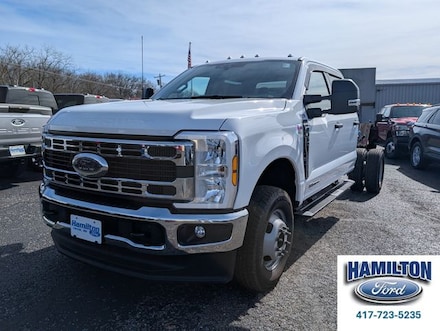 2026 Ford F-350 Chassis Truck Crew Cab