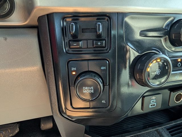 2023 Ford F-550 Super Duty Chassis Cab XL - Photo 29