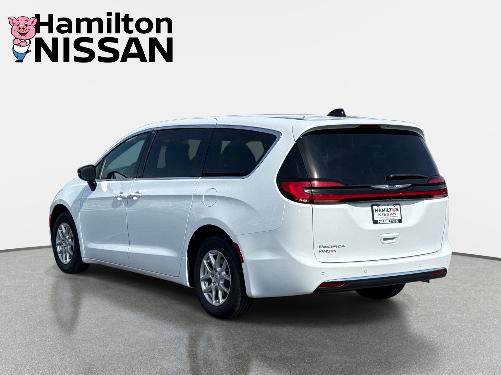 Used 2025 Chrysler Pacifica Select Van Passenger Van