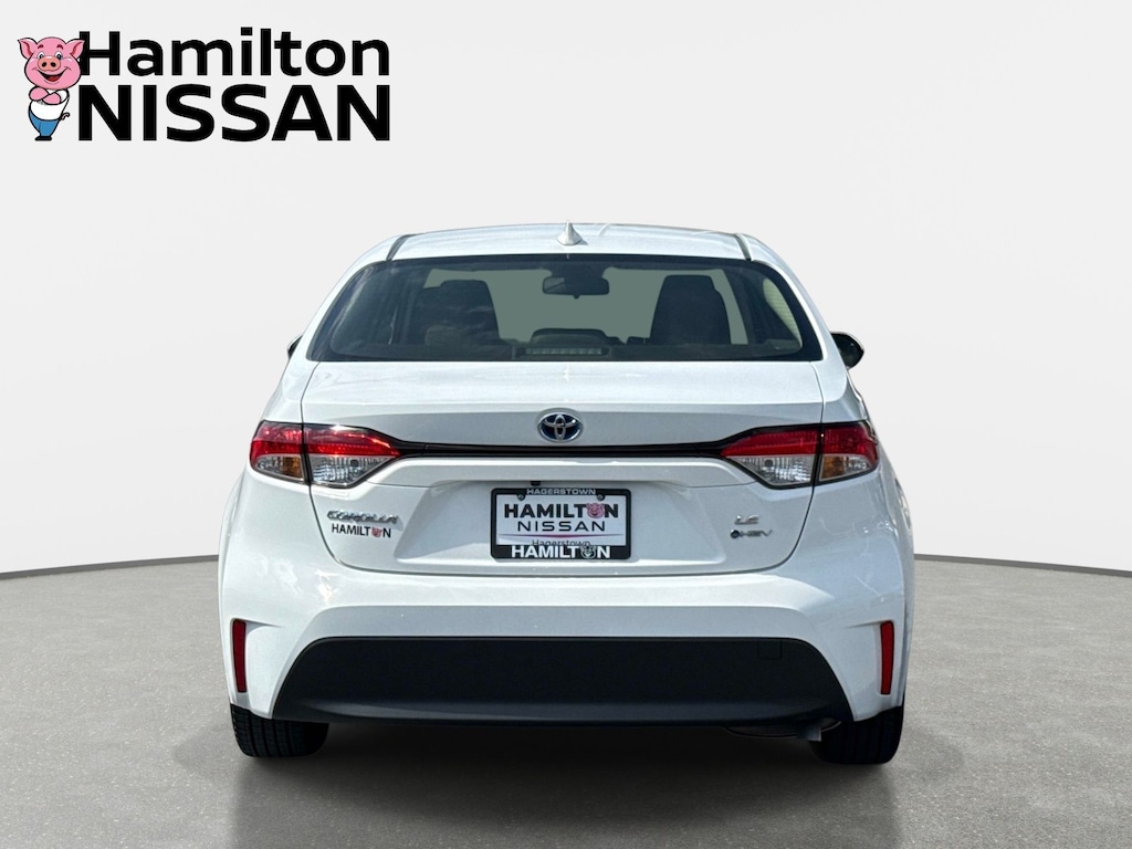 Used 2025 Toyota Corolla Hybrid LE Sedan
