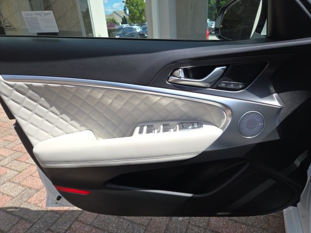 2025 GENESIS G70 Sport Advanced - Photo 14
