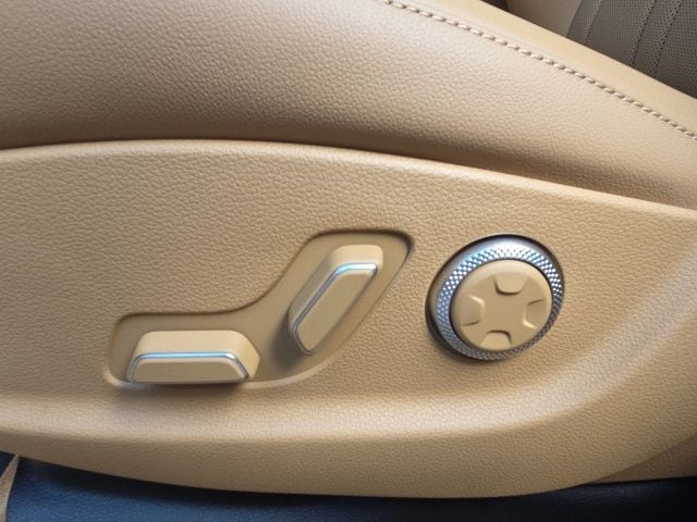 2026 GENESIS G80 Advanced - Photo 17