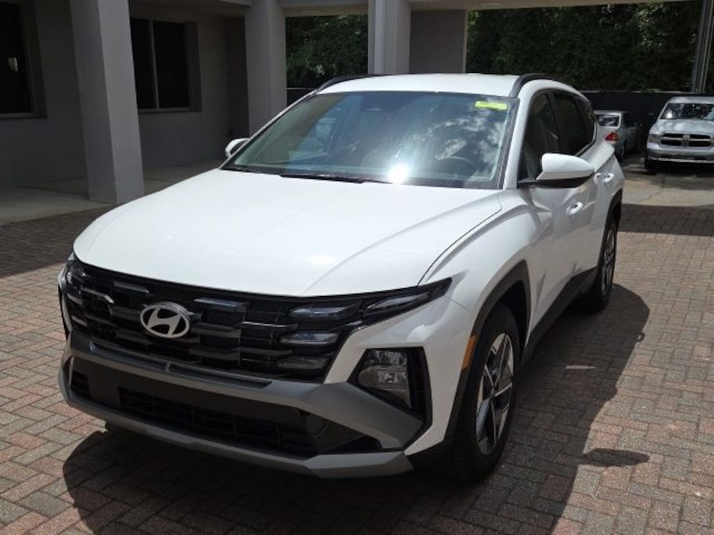 New 2026 Hyundai Tucson SEL FWD SUV