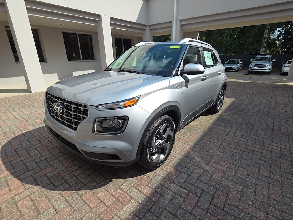 New 2026 Hyundai Venue SEL SUV