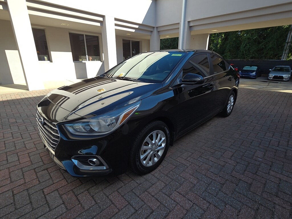 Used 2020 Hyundai Accent SE Sedan