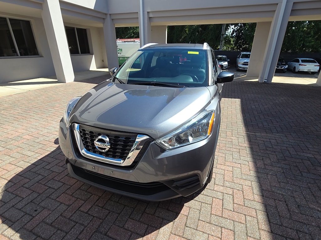 Used 2019 Nissan Kicks S SUV