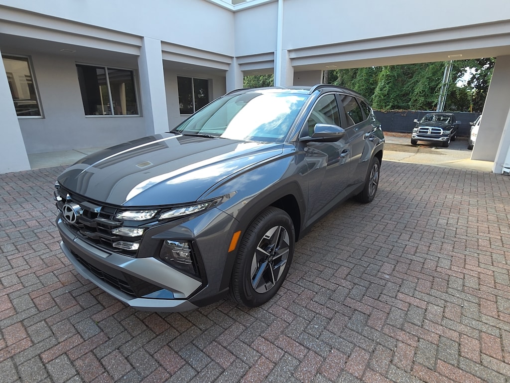 New 2026 Hyundai Tucson Hybrid SEL SUV