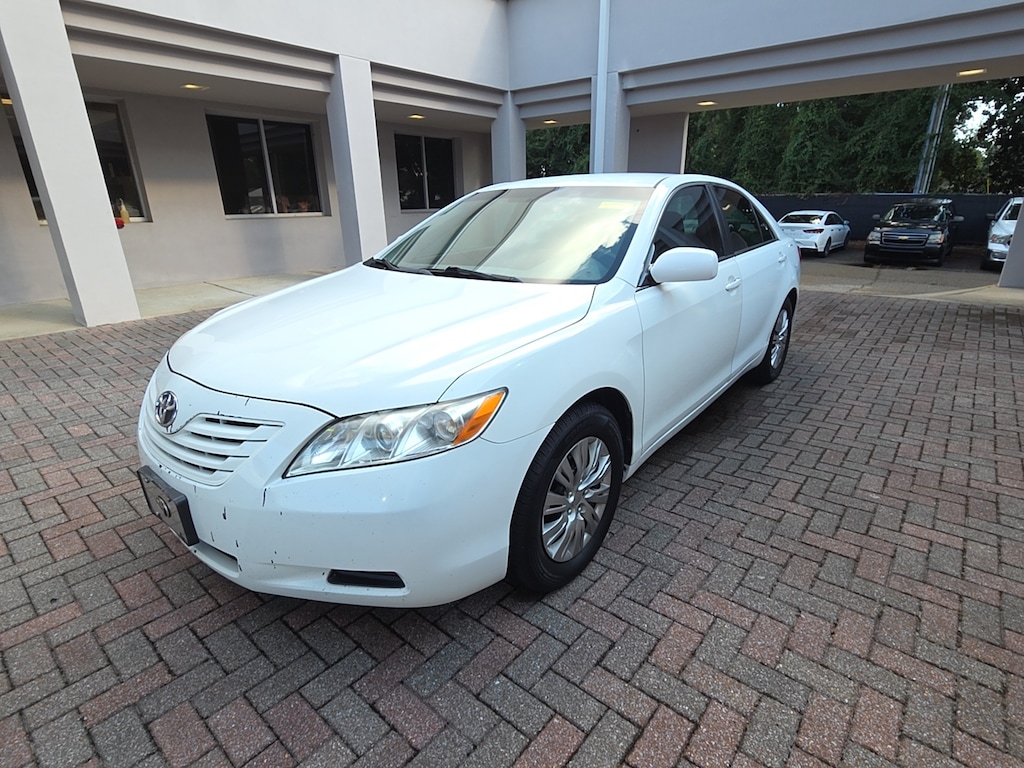 Used 2009 Toyota Camry LE Sedan
