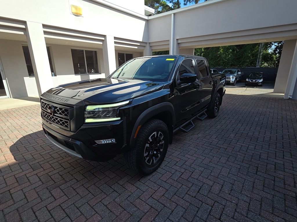 Used 2024 Nissan Frontier PRO-4X Truck Crew Cab