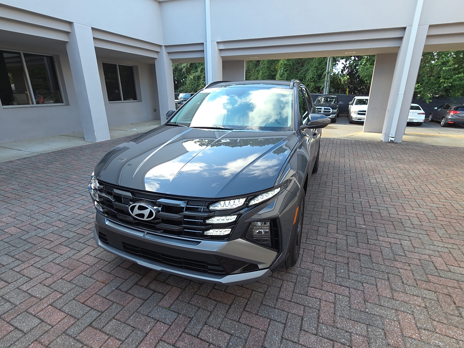  Hyundai Tucson Hybrid