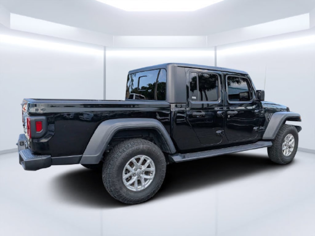 Used 2020 Jeep Gladiator Sport Truck