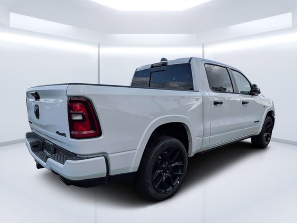 New 2026 Ram 1500 LARAMIE CREW CAB 4X4 5'7 BOX Pickup