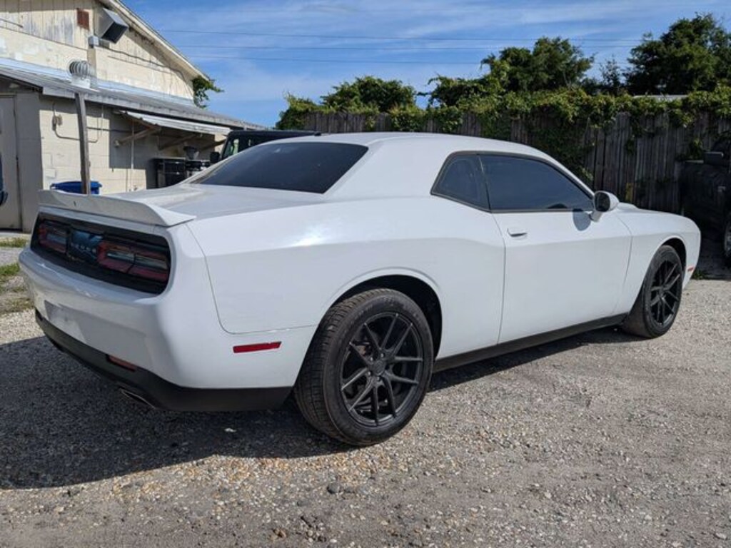 Used 2019 Dodge Challenger SXT Coupe