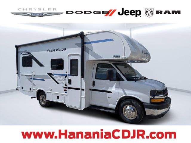 2025 Chevrolet Express Cutaway Base
