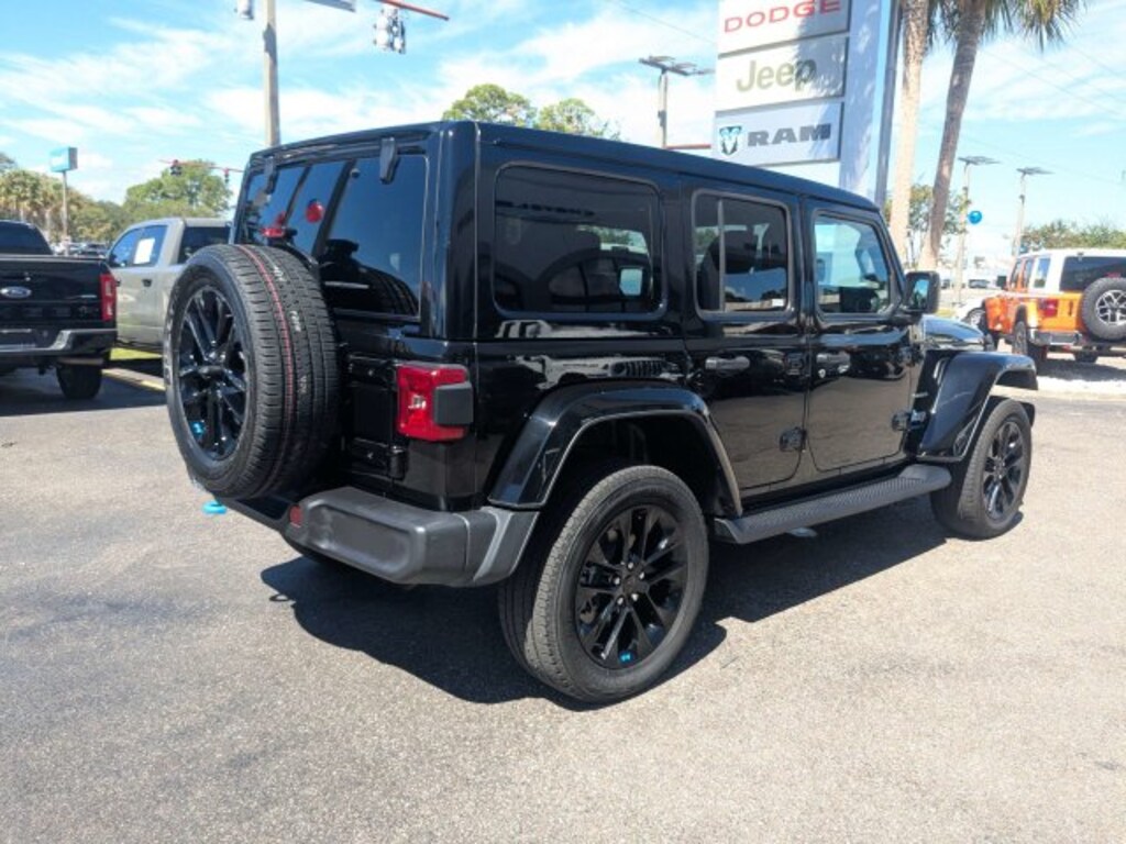 Used 2023 Jeep Wrangler 4xe Sahara SUV
