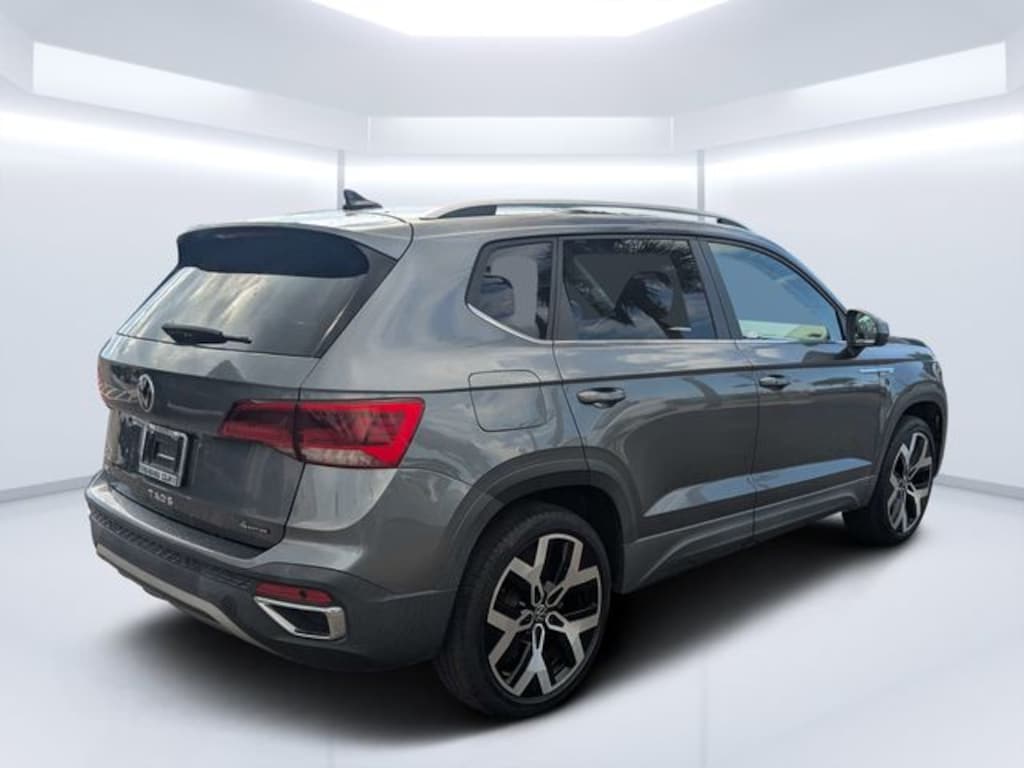 Used 2022 Volkswagen Taos 1.5T SEL SUV