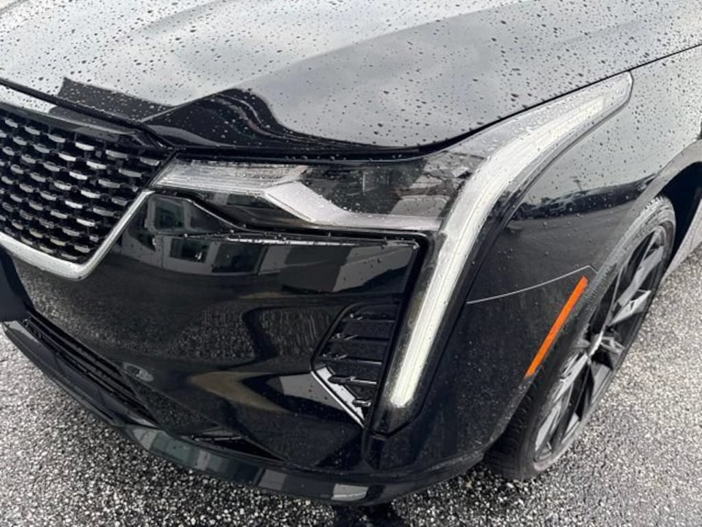 New 2026 CADILLAC CT4 Luxury Sedan