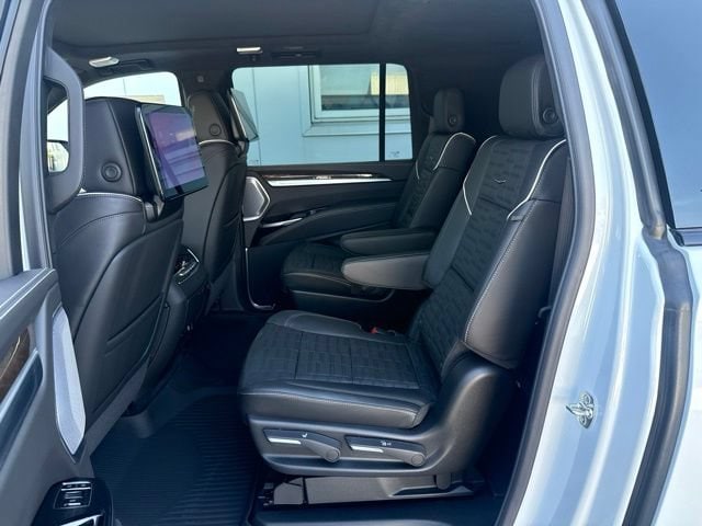 2026 Cadillac Escalade ESV Platinum Sport - Photo 21